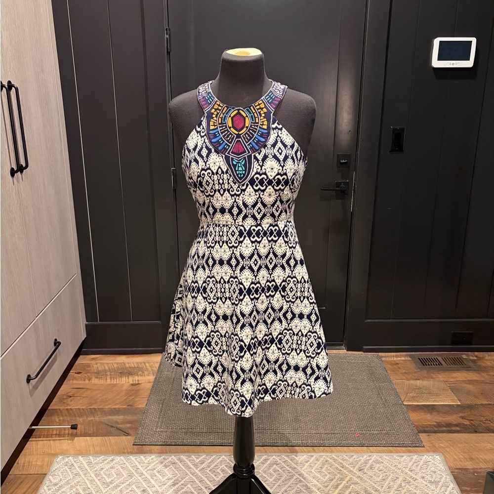 Flying Tomato boho embroidered halter dress size medium